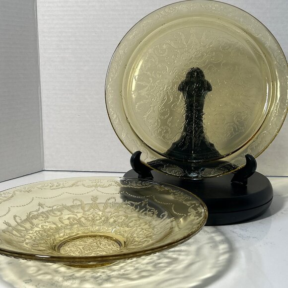 30052 Federal Glass Company Amber Round Glass Cake Plate and Serving Bowl - Picture 8 of 10